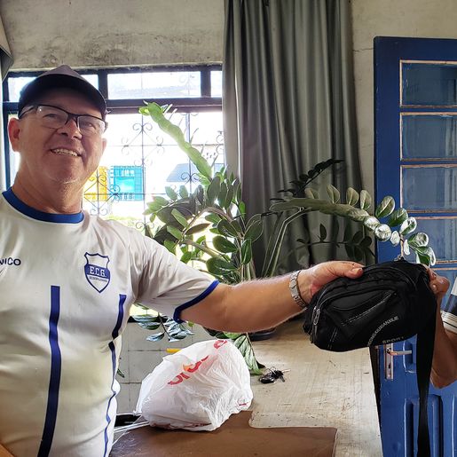 Sapataria do seu Chico completa 30 anos de atividades em Descanso