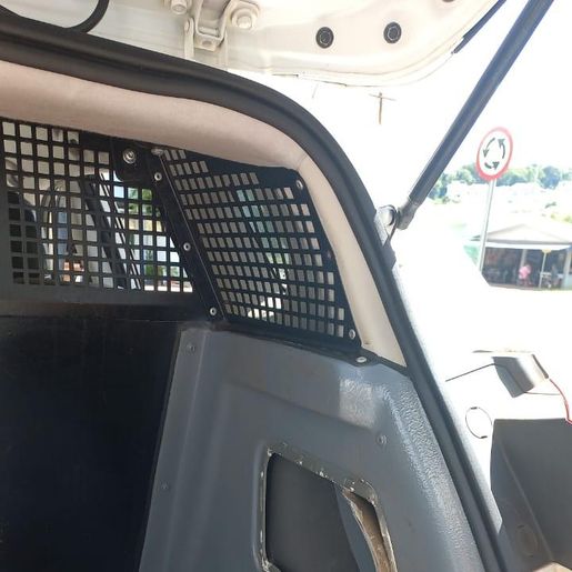 PM prende homem por dano ao patrimônio, desacato e resistência em SMO