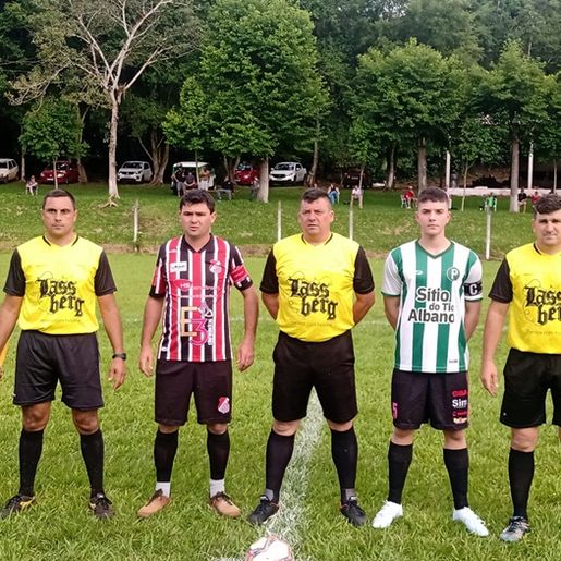 Floresta conquista primeira vitória no municipal de Itapiranga