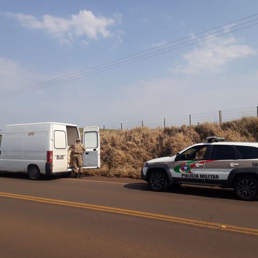 Polícia apreende cerca de 800 mil reais em vinho em Campo Erê