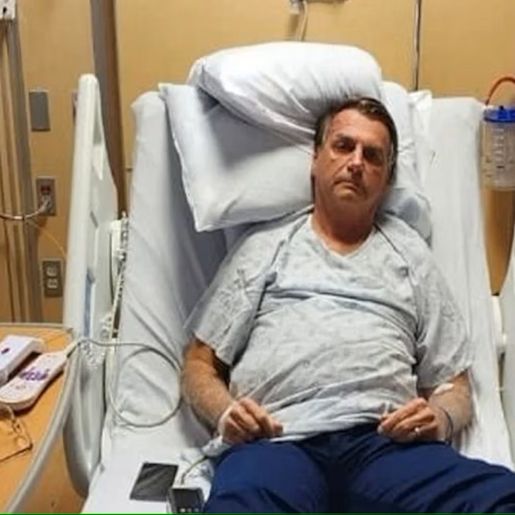 Cirurgia de Bolsonaro para tratar obstrução intestinal termina após mais de 11 horas