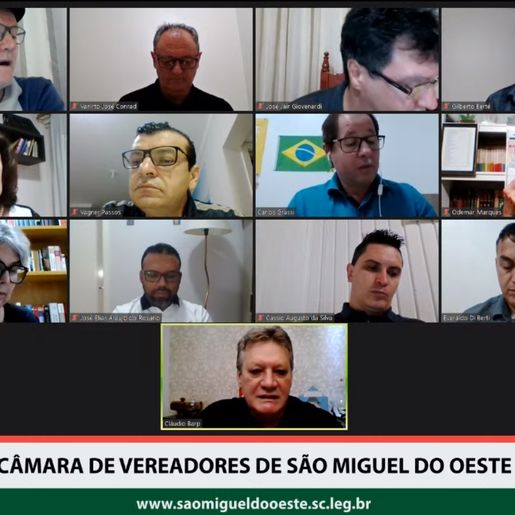 CONFIRA: Em sessão, vereadores de SMO apresentam proposições