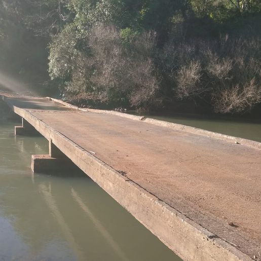 Ponte sobre Rio das Antas em Anchieta segue interditada