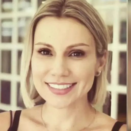 Professora morre após ser atropelada por ambulância em SC