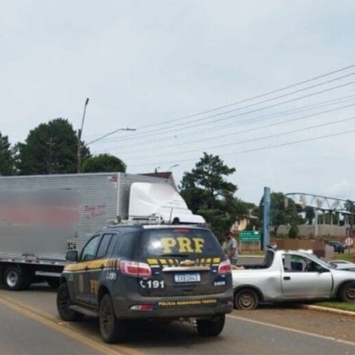 Idoso de 100 anos que dirigia caminhonete morre em grave acidente na BR-470