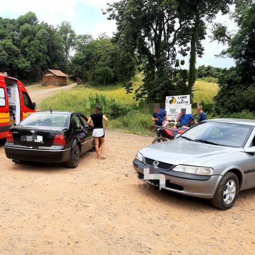 Colisão entre carro e moto na BR-282 em Maravilha deixa mulher ferida
