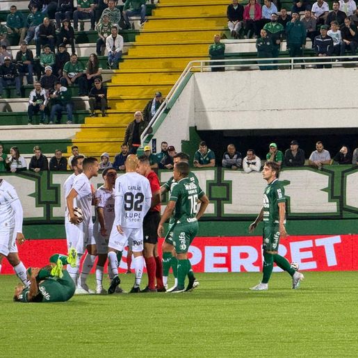 Marcinho marca duas vezes e Chape vence a Ferroviária na Arena Condá