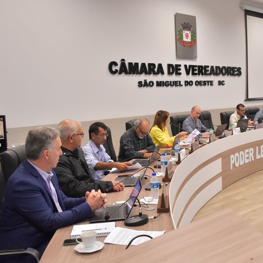 SMO: Vereadores rejeitam veto a projeto que prevê outorga de sala
