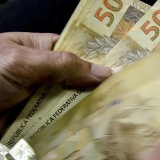 Aumento de salário mínimo regional de SC está longe de entrar em acordo, diz Fiesc