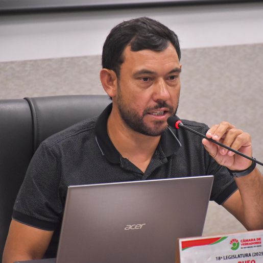 Vereador de São Miguel do Oeste propõe uso obrigatório de crachás para servidores públicos