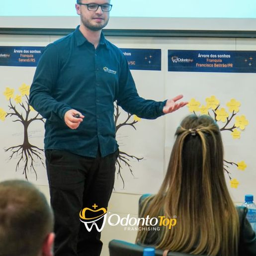 OdontoTop Franchising é destaque no Empresas e Empresários