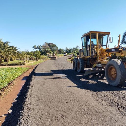 Empresa inicia trabalho de pavimentação do asfalto da fronteira, em Tunápolis
