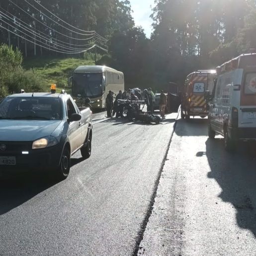 Idosa morre após queda de moto em rodovia em manutenção em Palmitos