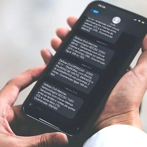 Santa Catarina ocupa primeiro lugar no país em adesão a alertas da Defesa Civil via SMS