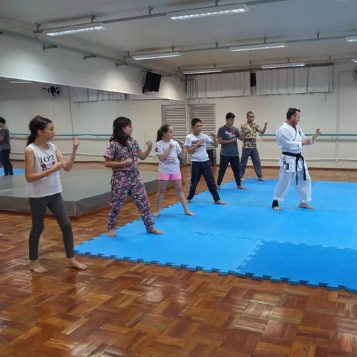 Pide e Atleta na Escola estão com inscrições abertas para modalidades gratuitas