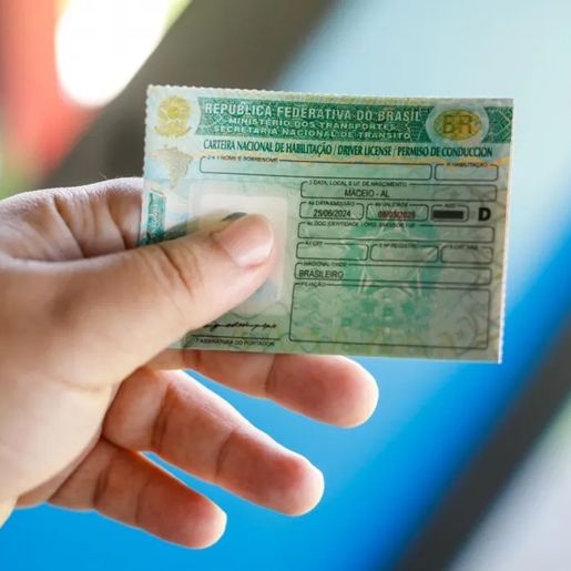 Lula lança novas regras da CNH que podem baratear habilitação em até 80%