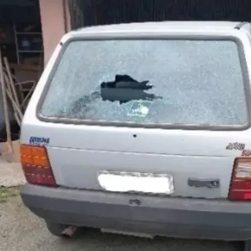 'Te vejo no inferno': homem em surto espalha terror por cidade de SC