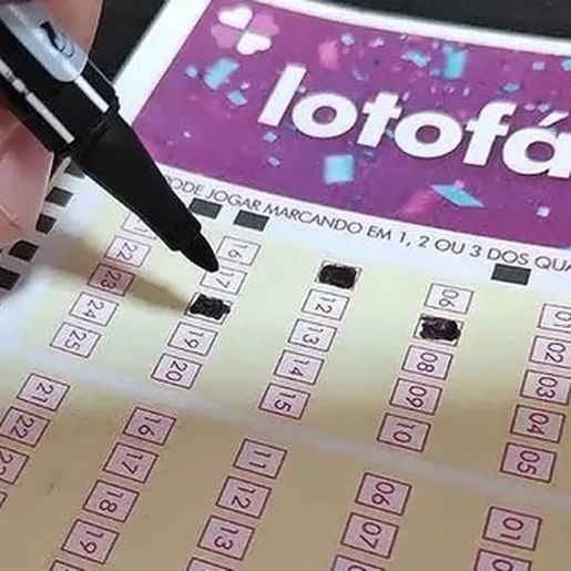 Apostadores de SC acertam 14 números da Lotofácil; veja de quais cidades