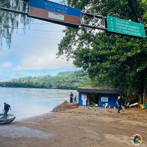 FOTOS: Nível de água do Rio Uruguai começa estabilizar em Itapiranga
