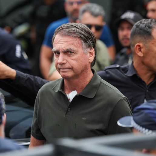 Laudo da PF aponta riscos à saúde de Bolsonaro, mas descarta internação hospitalar