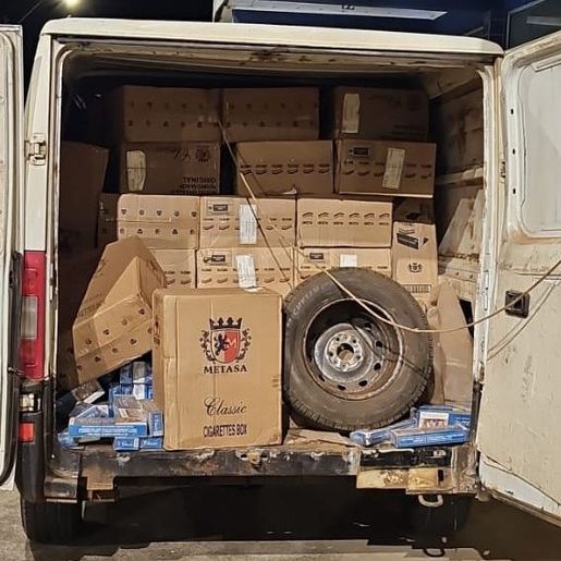 PF e PRF apreendem 40 mil maços de cigarro contrabandeado no Oeste