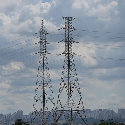 Nova MP tenta evitar alta na conta de luz após derrubada de vetos