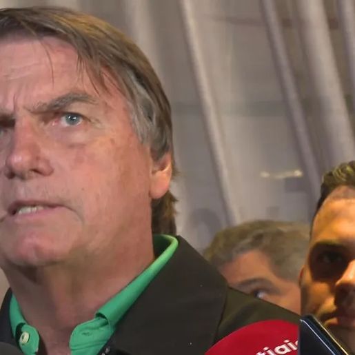 Bolsonaro diz que 'não está morto' e que pensa em recorrer ao STF