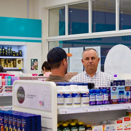 Farmácia São Miguel comemora 24 anos de história; fotos