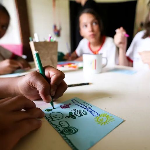 Índices educacionais em SMO preocupam, com queda acentuada no ensino médio