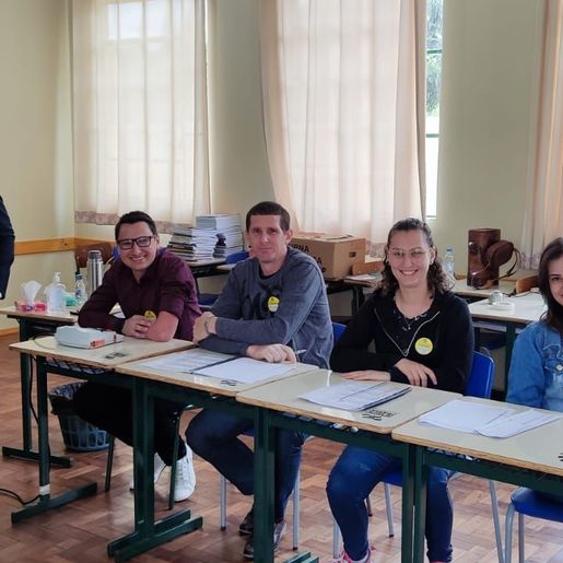 Maior unidade eleitoral registra filas em São José do Cedro