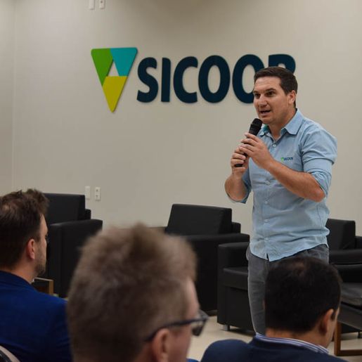 Sicoob São Miguel realiza evento voltado a inovação e ao cooperativismo