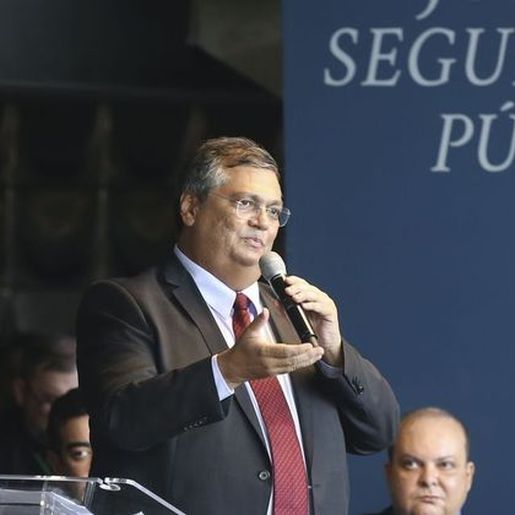 Ministro da Justiça diz acreditar que o governador do DF foi ‘iludido e enganado’