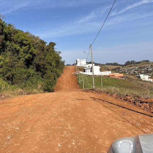 São José do Cedro: Secretaria de urbanismo realiza melhorias no loteamento Alta Colina