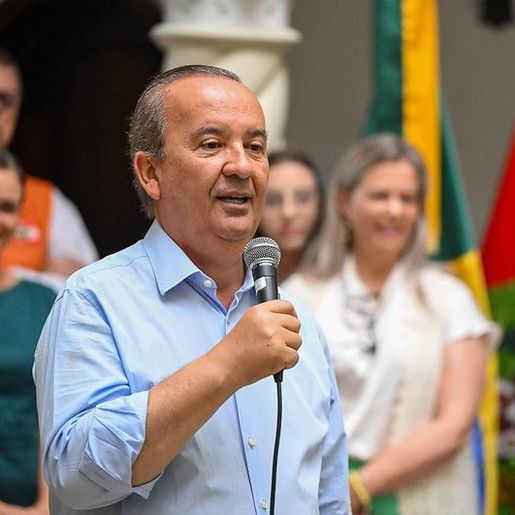 Jorginho troca cinco secretários e comando de quatro órgãos do governo