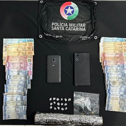 PM encontra crack e prende mulher por tráfico em São Miguel do Oeste