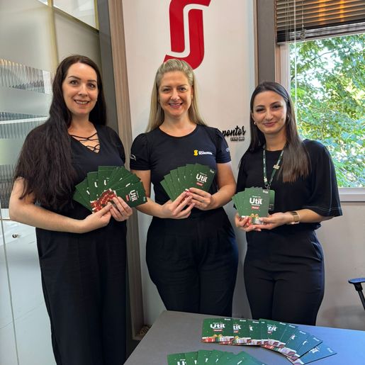 Empresas associadas à AEST impulsionam economia local com cartões Útil Natal