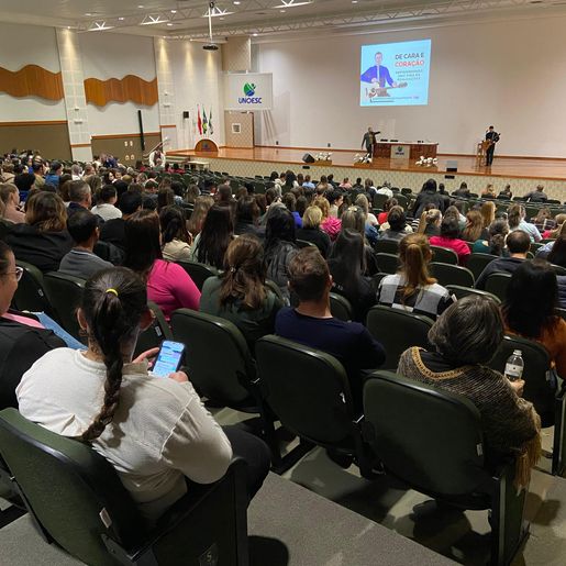SIPAT 2025 destaca saúde mental e ginástica laboral para servidores públicos de SMO