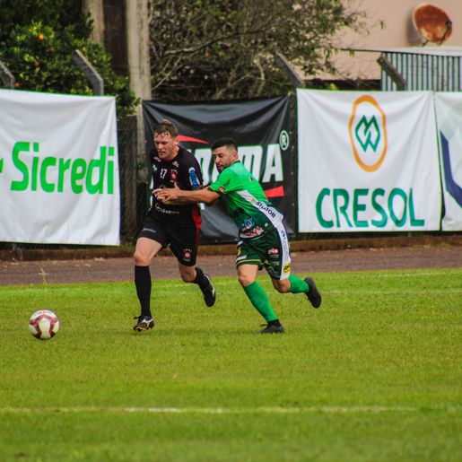 Em casa, Ouro Verde vence Guarani e recupera liderança da Taça Unsa Bier