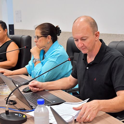 Vereadores de SMO cobram melhorias no asfalto, coleta de lixo e praças