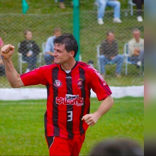 Ex-jogador do Guarani apresenta melhoras mas segue na UTI