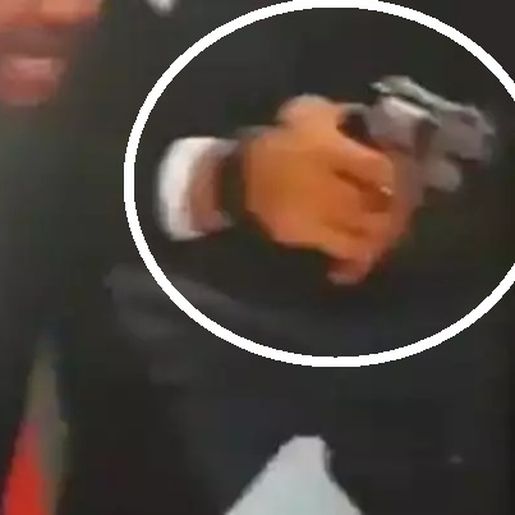 VÍDEO: Vereador saca arma e aponta para ‘colega’ durante sessão