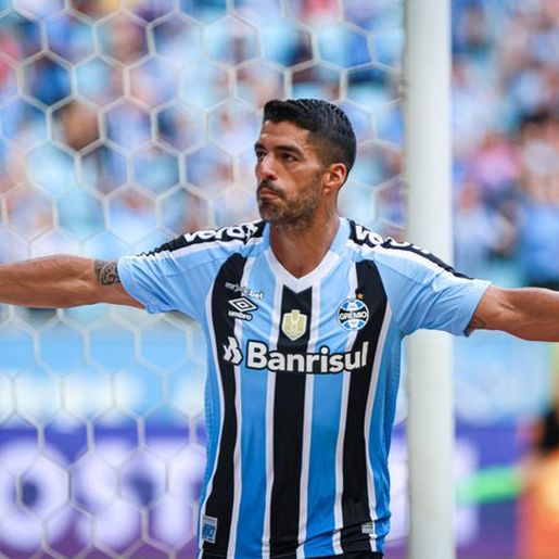 Suárez marca dois, Grêmio goleia o Aimoré e mantém 100% no Gauchão