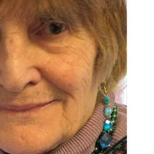 Homem que vivia na rua assassina idosa que o acolheu e queima o corpo