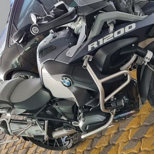 McLaren de R$ 4 milhões é apreendida em Balneário Camboriú