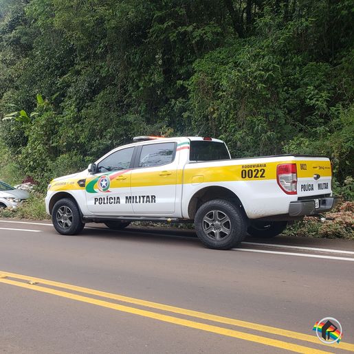 Colisão lateral envolve dois veículos em Iporã do Oeste