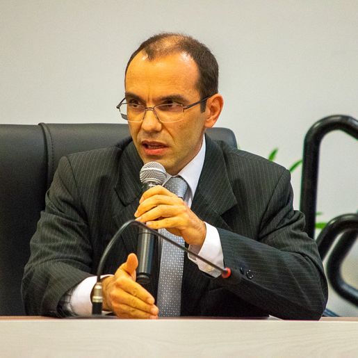 Na Câmara, promotor fala sobre parcelamento do solo e alerta sobre possível incompatibilidade de lei