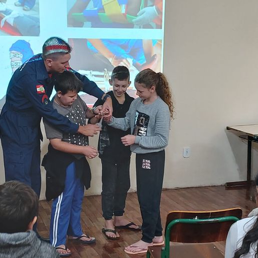 Corpo de Bombeiros conclui ação de segurança em escolas estaduais