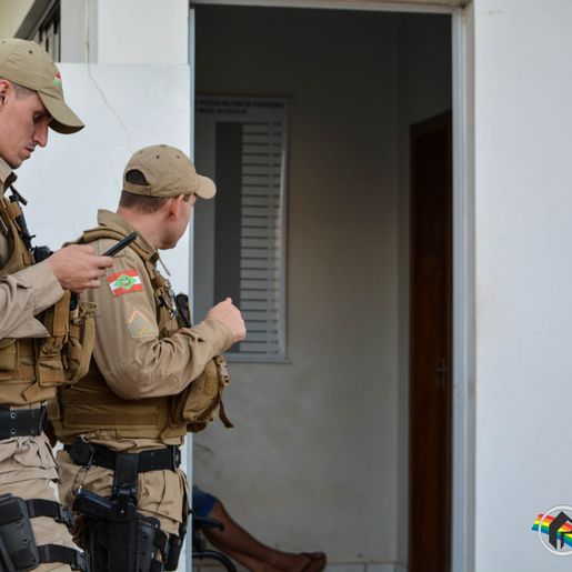 URGENTE: Polícia Militar prende suspeito de assalto em São Miguel do Oeste