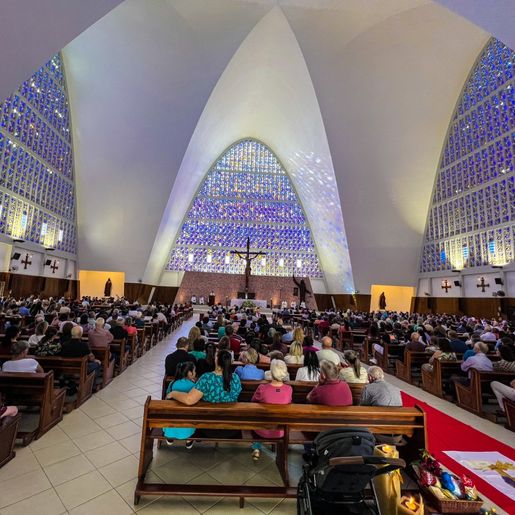 Missas de Natal e Ano Novo terão transmissão da Rede Peperi; saiba mais