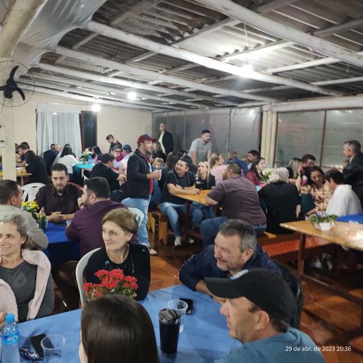 Guarujá do Sul foi sede do Encontro dos Motoristas da Saúde da Ameosc